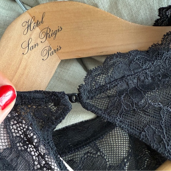 NWT Victoria’s Secret full body long sleeve black lace catsuit leotard one piece - Picture 3 of 6